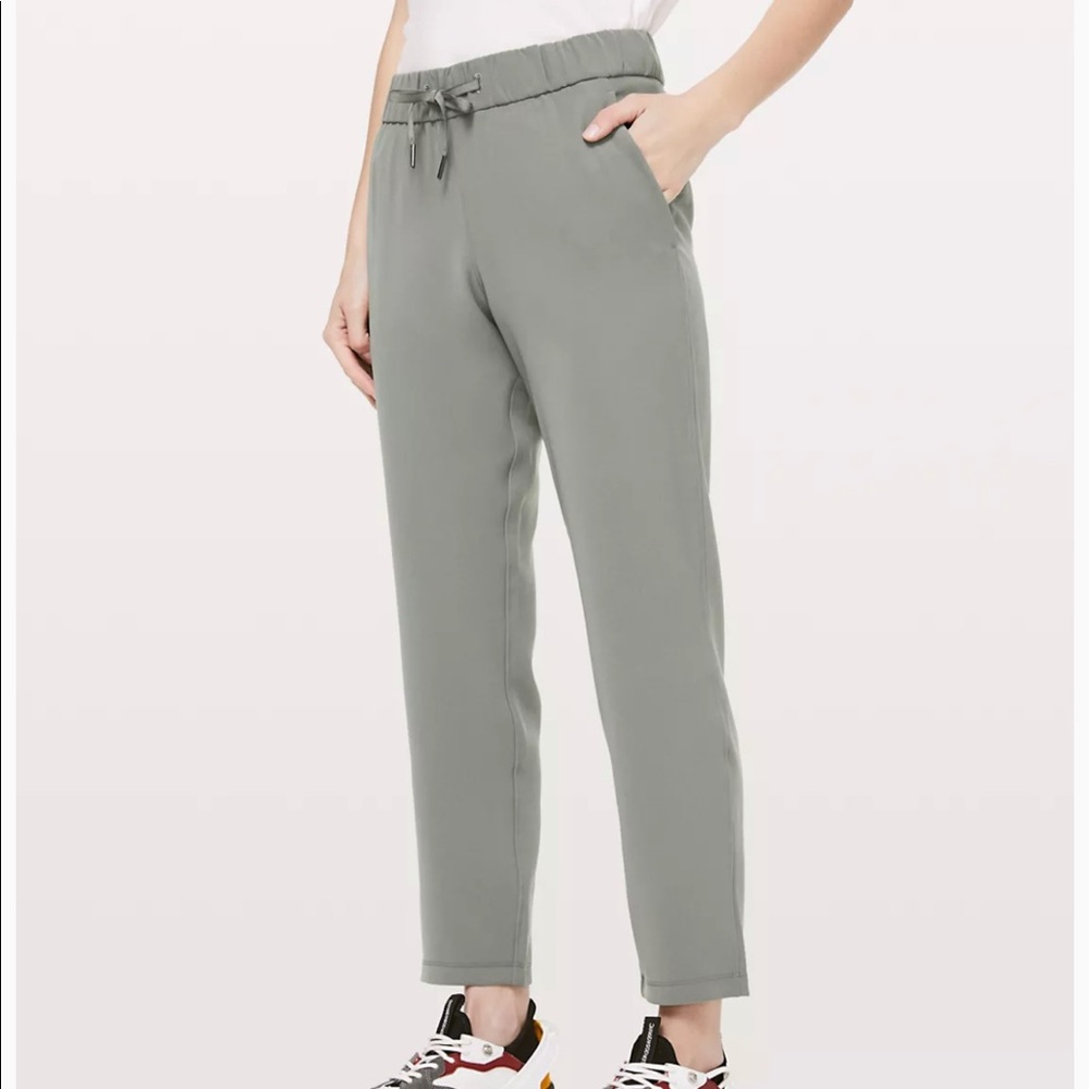 On the Fly 7/8 Pant woven
